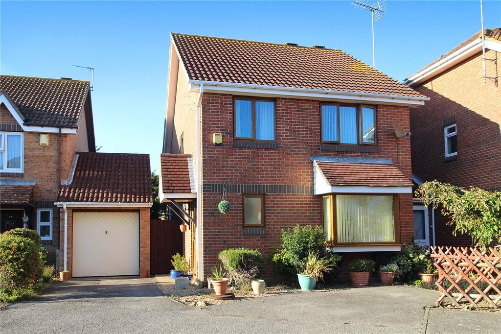 Derwent Close, Littlehampton, West Sussex 4 bed link detached house £