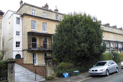 2 bedroom flat to rent, Richmond Park Road, Clifton, BS8