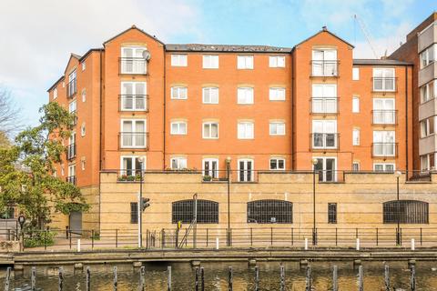 Mayflower Court, Highbridge Wharf, Reading, RG1