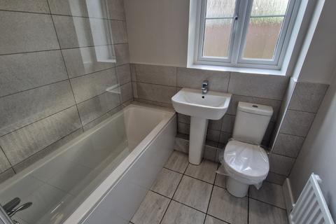 2 bedroom flat to rent, Taylors Way, Cannock, Staffordshire, WS11