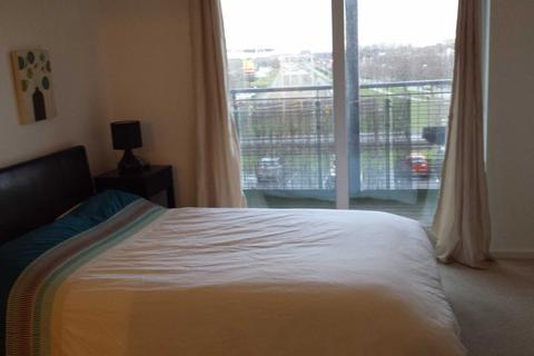 2 bedroom flat to rent, The Cube, 2B The Waterfront, Openshaw, Manchester, M11