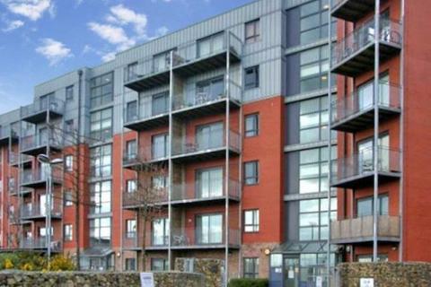 2 bedroom flat to rent, The Cube, 2B The Waterfront, Openshaw, Manchester, M11