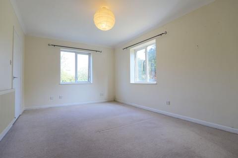 4 bedroom detached house to rent, Grove Road, Whimple