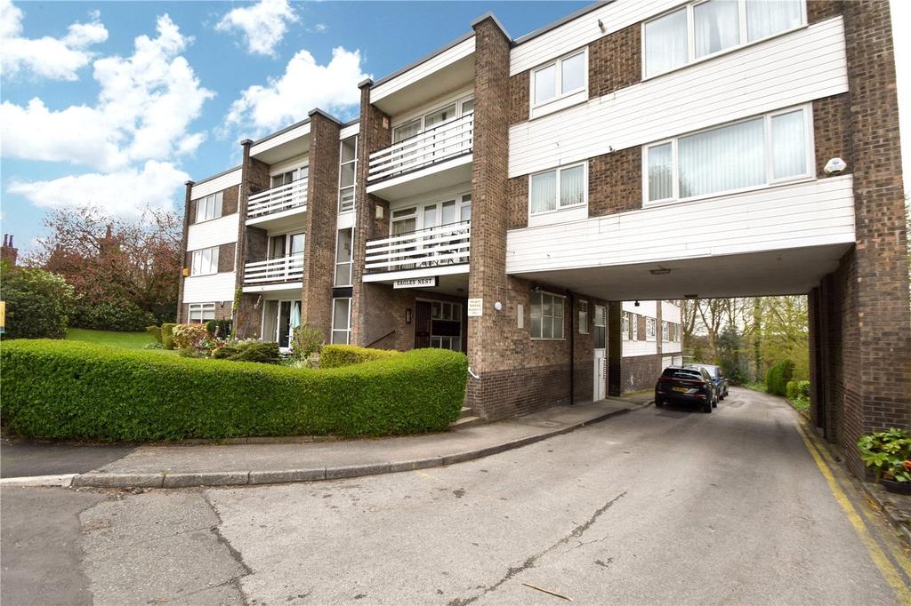 Eagles Nest, Prestwich, Manchester 2 bed flat £795 pcm (£183 pw)