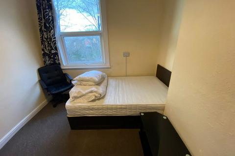 undefined, Flat 3, Conference Road, Armley, Leeds, LS12 3DX