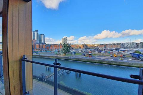 2 bedroom apartment to rent, Zephyr Court, Stoke Quay