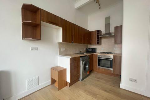 1 bedroom flat to rent, Paisley Road, Renfrew