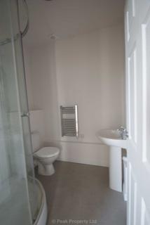 2 bedroom apartment to rent, Victoria Avenue, Southend On Sea SS2