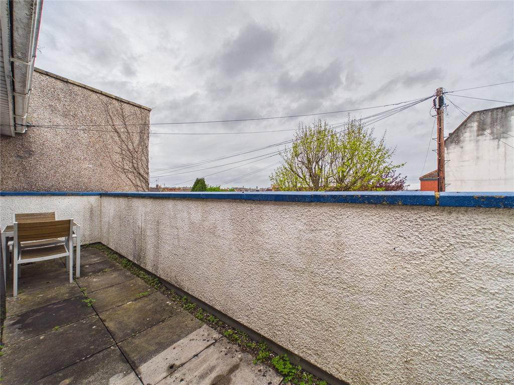 Apartment in Bristol - More