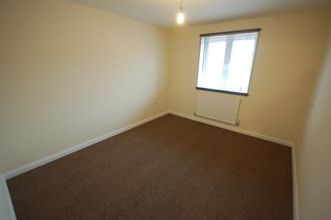 2 bedroom ground floor flat to rent, Nessa Close, Thetford