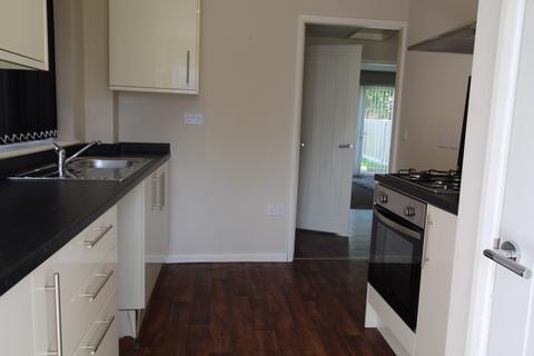 2 bedroom bungalow to rent, Ashfield Drive, Swadlincote