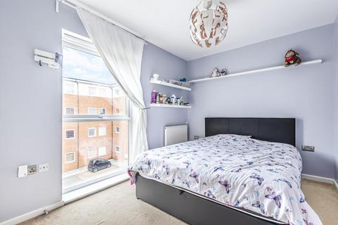 2 bedroom flat for sale, Reading,  Berkshire,  RG2