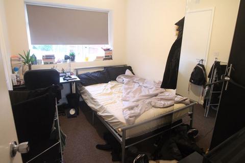 undefined, Abbotts Close, Uxbridge, UB8