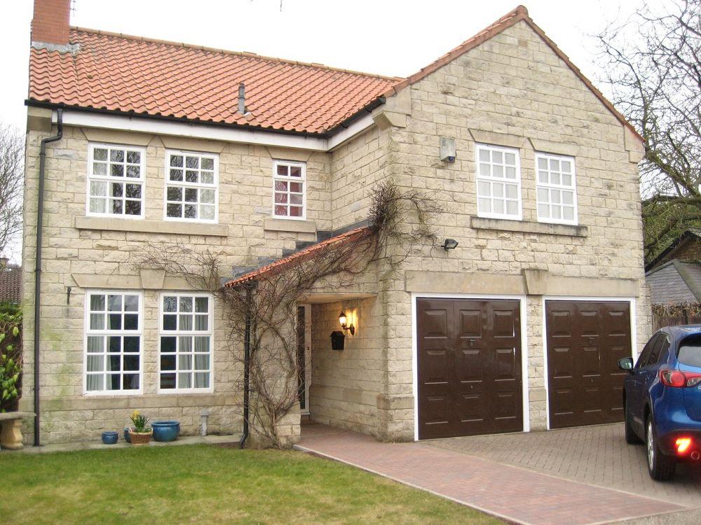 Walnut House, Welburn, YO60 7EQ 4 bed village house for sale £495,000