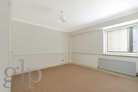 2 bedroom flat to rent - Ramilies Place, Soho, W1F