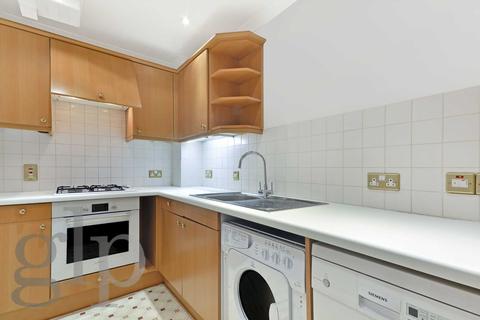 2 bedroom flat to rent - Ramilies Place, Soho, W1F