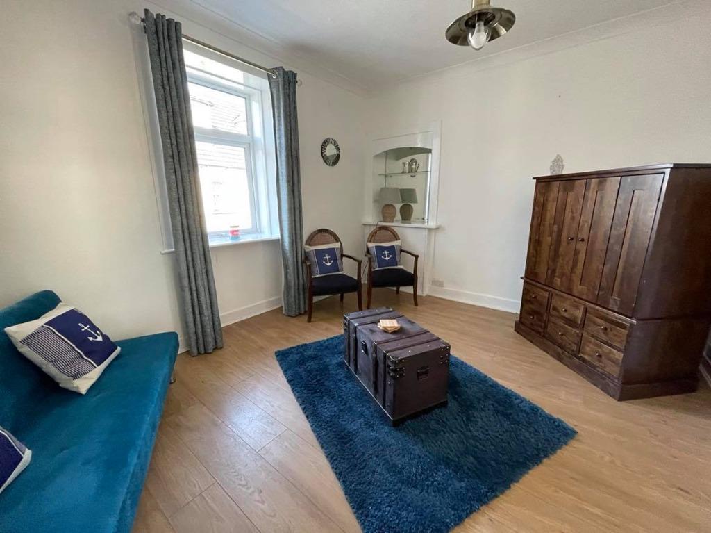 Gateside Street, Largs, North Ayrshire, KA30 1 bed flat to rent £1,000 pcm (£231 pw)