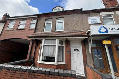 1 bedroom flat to rent, Heath End Road