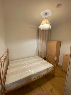 1 bedroom flat to rent, 359 Ballards Lane, London N12