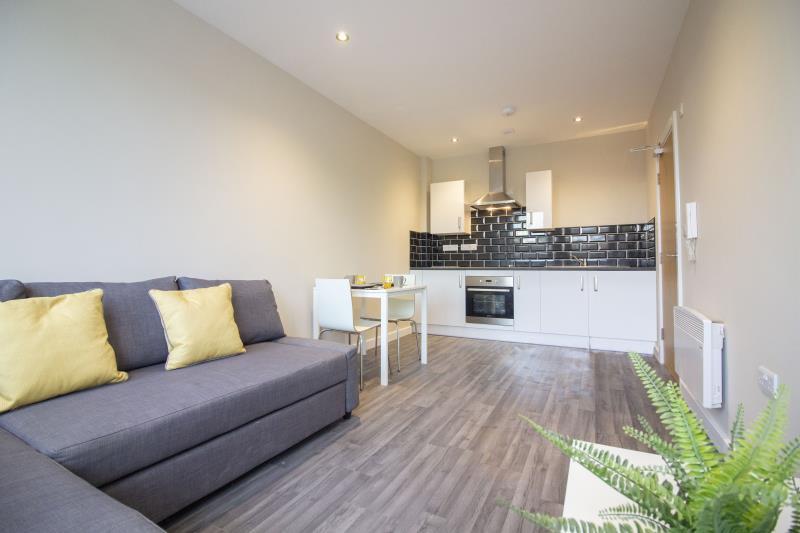 Castleview House, East Lane, Runcorn, WA7 2DW 1 bed apartment £400