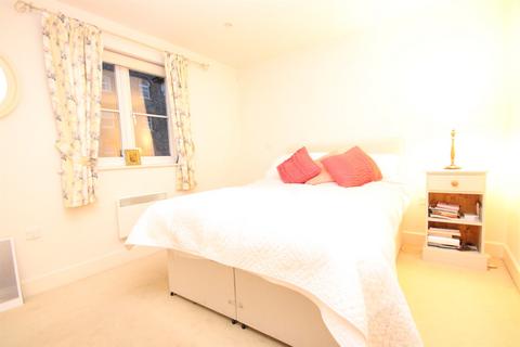 1 bedroom flat to rent, St. Agnes Place, Chichester, PO19