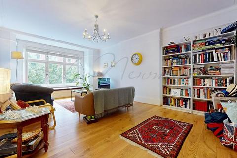 4 bedroom apartment to rent, Transept Street, Marylebone, NW1