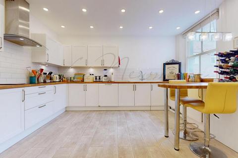 4 bedroom apartment to rent, Transept Street, Marylebone, NW1