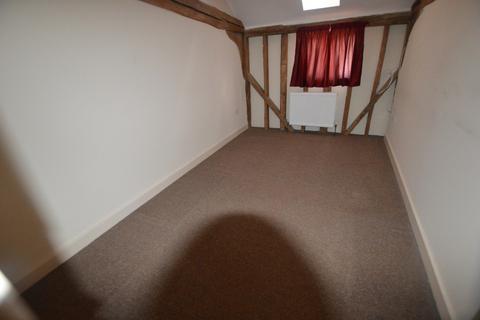 2 bedroom barn conversion to rent, Church Road, Tostock