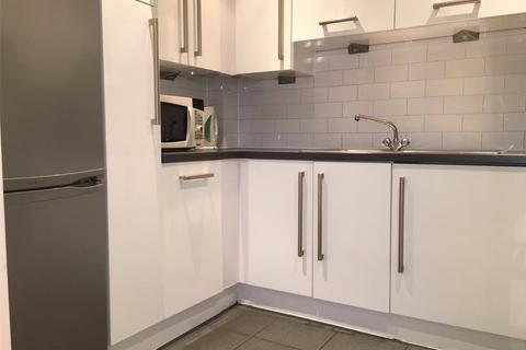 2 bedroom flat to rent, Prince Regent Road, Hounslow TW3