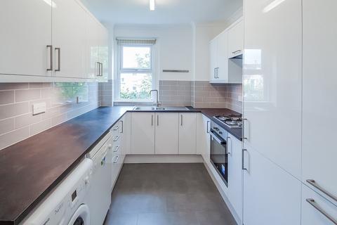 4 bedroom terraced house to rent, Herbert Road, Bath