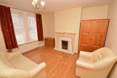 4 bedroom terraced house to rent, Herbert Road, Bath