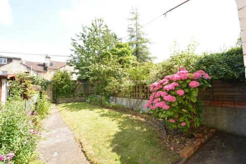 4 bedroom terraced house to rent, Herbert Road, Bath