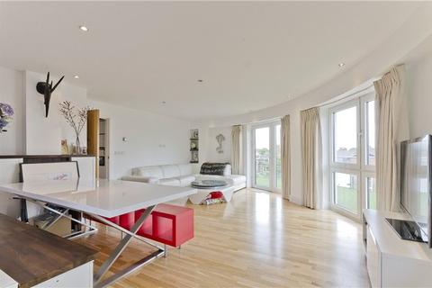 2 bedroom apartment to rent, Mercury Mansions, Dryburgh Road, Putney, London, SW15