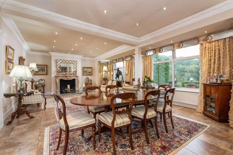 1 bedroom detached bungalow for sale, Chertsey Road, Shepperton