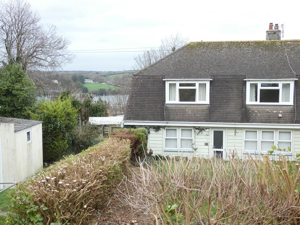 Oakfield Road, Falmouth, TR11 2 bed apartment £695 pcm (£160 pw)