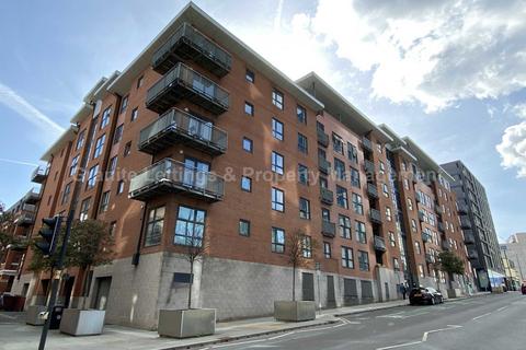 2 bedroom apartment to rent, The Linx, 10 Naples Street, Manchester, M4 4AR