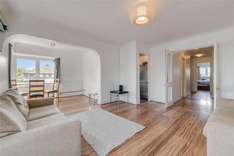 2 bedroom flat to rent, Whiteadder Way, London