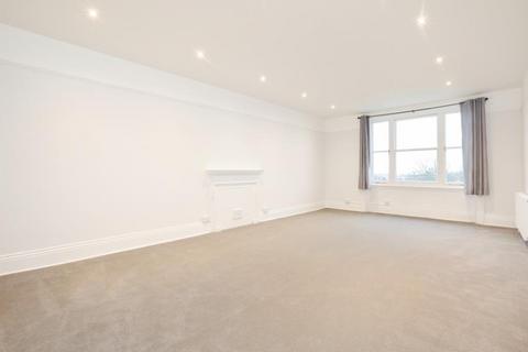 Belsize Grove, Hampstead, NW3