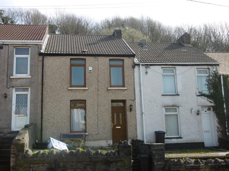 Old Road, Briton Ferry, Neath, Neath Port Talbot. 2 bed terraced house