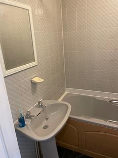 Studio to rent, Westbourne BH4