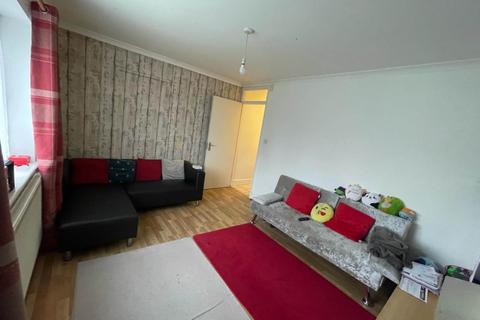 1 bedroom flat to rent, Gainsborough Road, Hayes