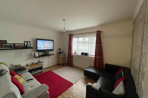 1 bedroom flat to rent, Gainsborough Road, Hayes