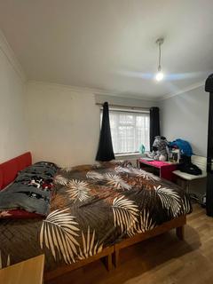 1 bedroom flat to rent, Gainsborough Road, Hayes