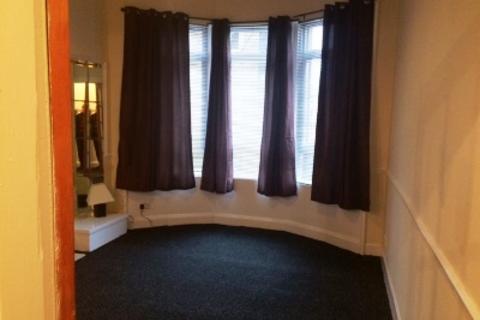 1 bedroom flat to rent, Allison Street, Flat 2-1, Glasgow G42