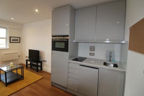 undefined, London Road, Romford RM7