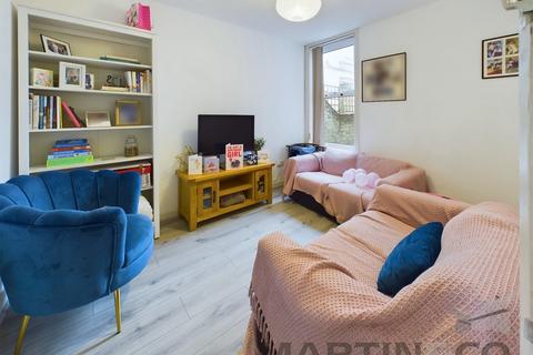 3 bedroom end of terrace house for sale, Beatrice Road, Southsea