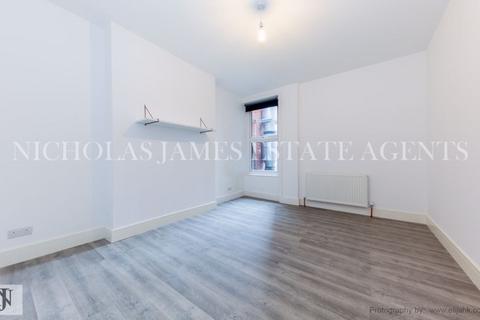 undefined, Windmill Hill, Enfield, EN2