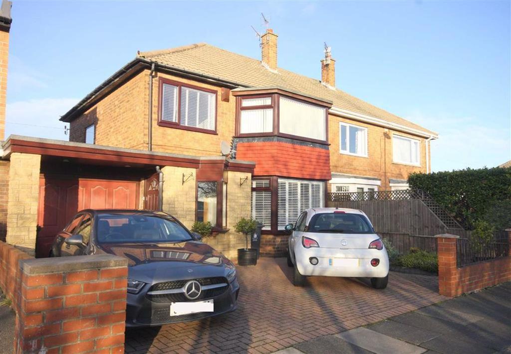 Beach Road, Tynemouth, Tyne And Wear, NE30 3 bed semidetached house £300,000