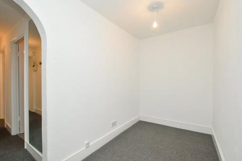 1 bedroom flat to rent, Stoke Newington High Street, Stoke Newington