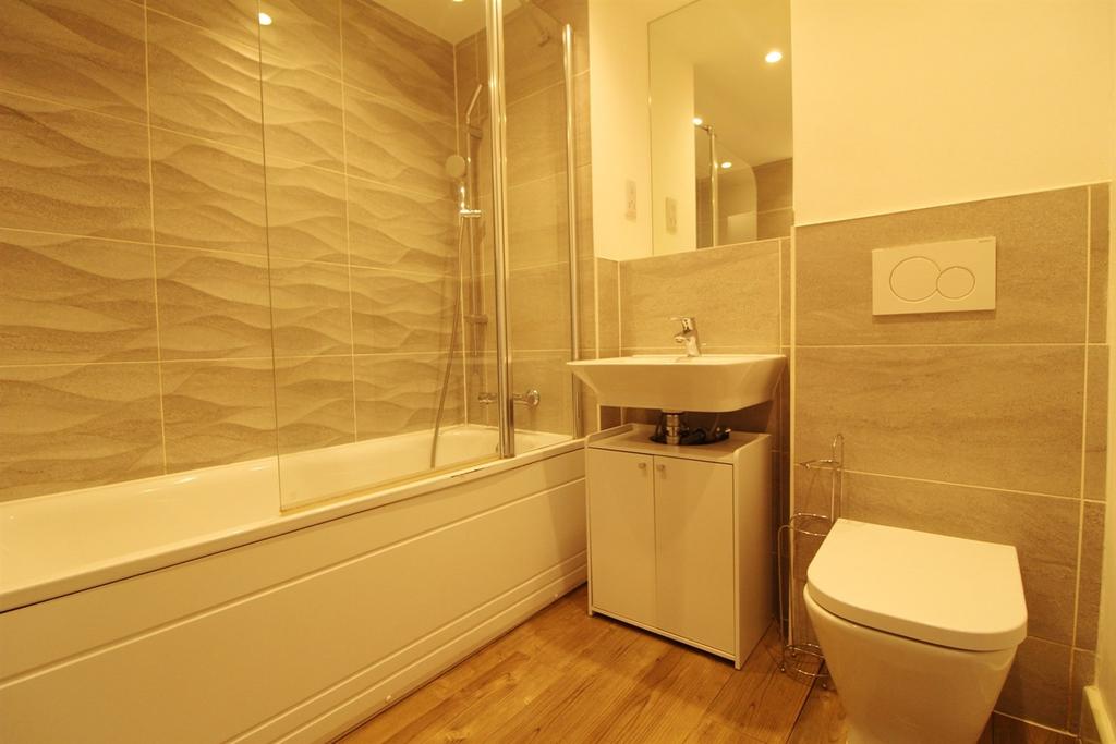 Bathroom+